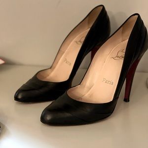 Sexy Christian Leboutin 4” heels size 38 1/2.